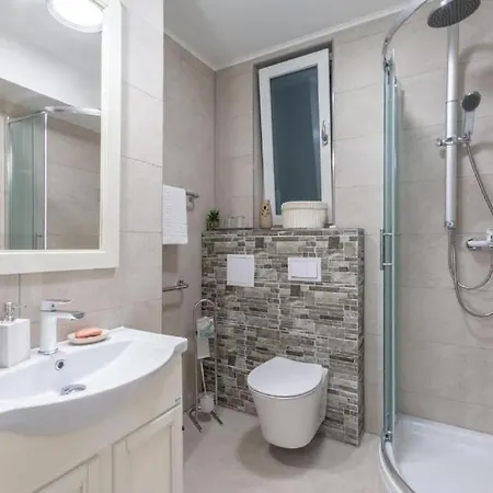 And Poesia Daire Split